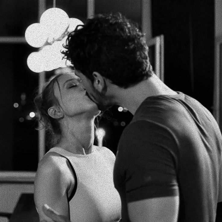 ✨ (@missmarplee2) on Twitter photo 