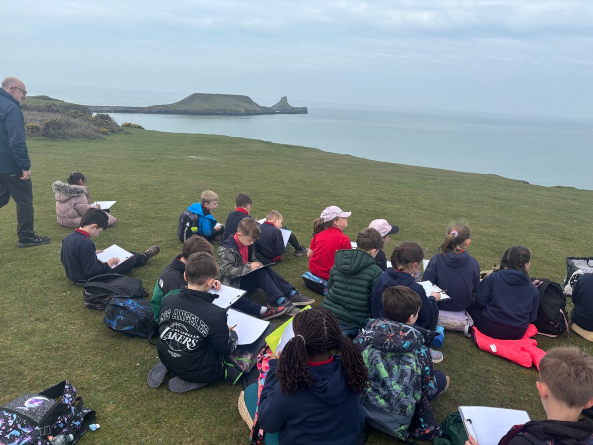 Hendrefoilan's tweet photo. Manta Rays had a fantastic day with @DawnNaturedays learning all about the Gower… #hdfpMR https://t.co/STHz3Cu7r7