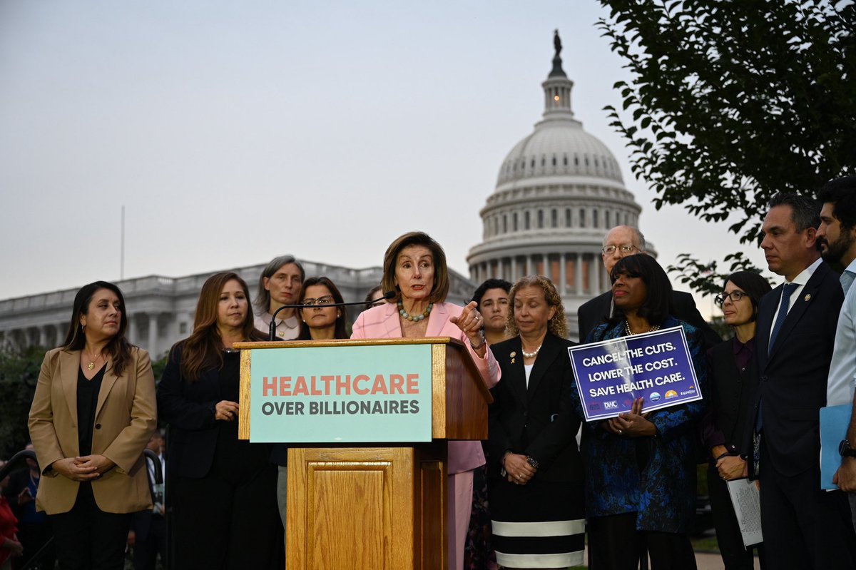 Nancy Pelosi tweet media