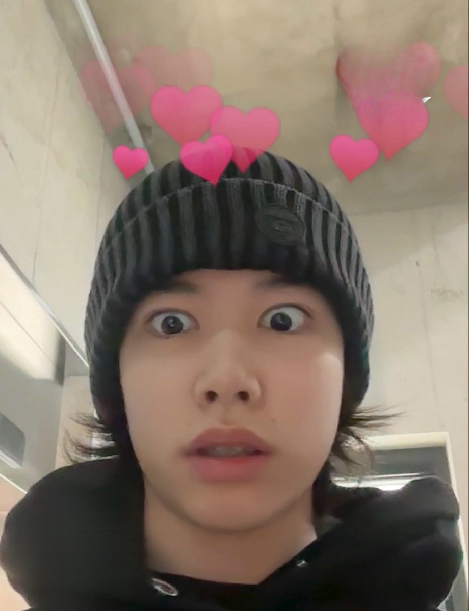 raenna tadinya mytew💤 tweet media