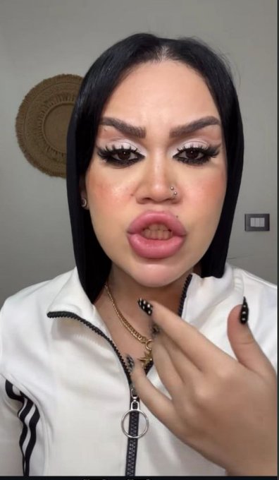 الشيخه هدى الديب tweet media