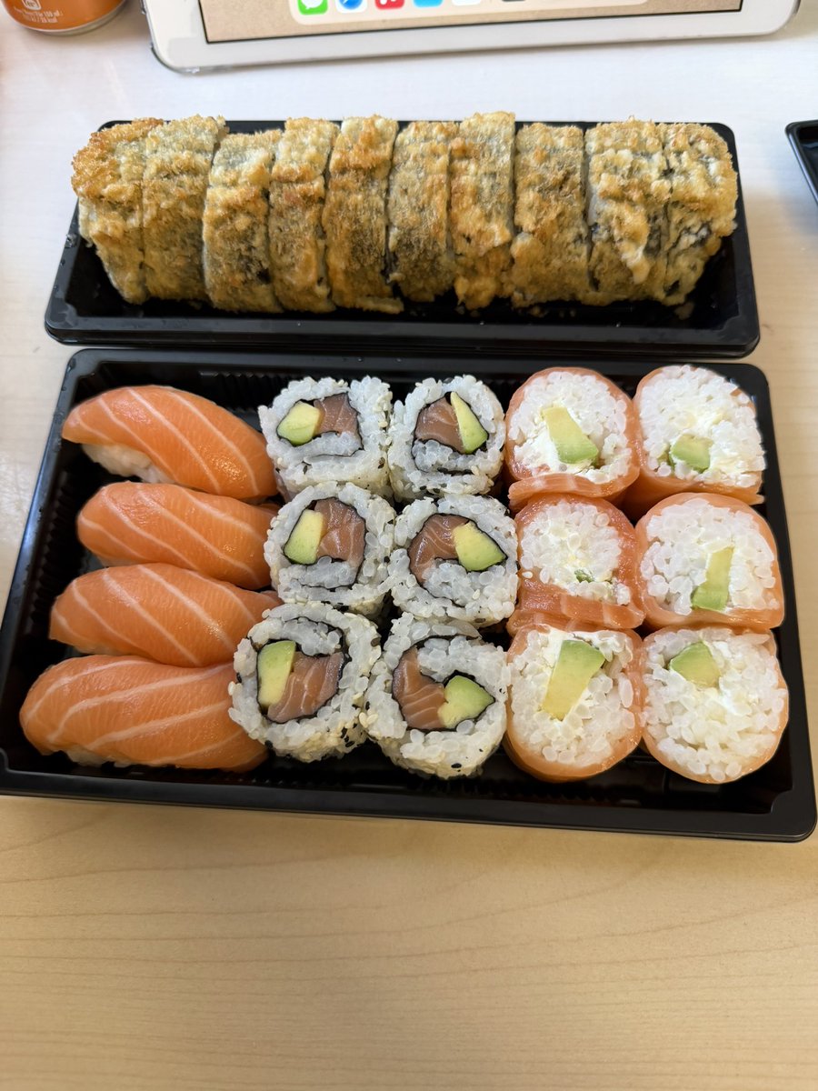 𝓔𝓼𝓻𝓪 tweet media