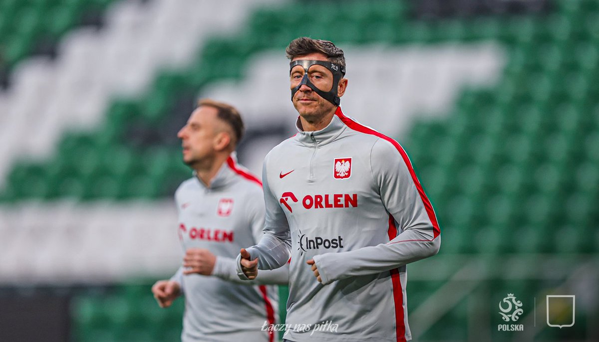 Łączy nas piłka tweet media