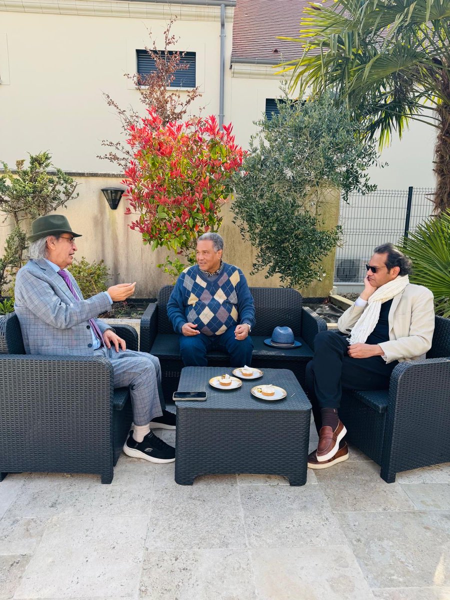 Oalomeirعثمان العمير tweet media