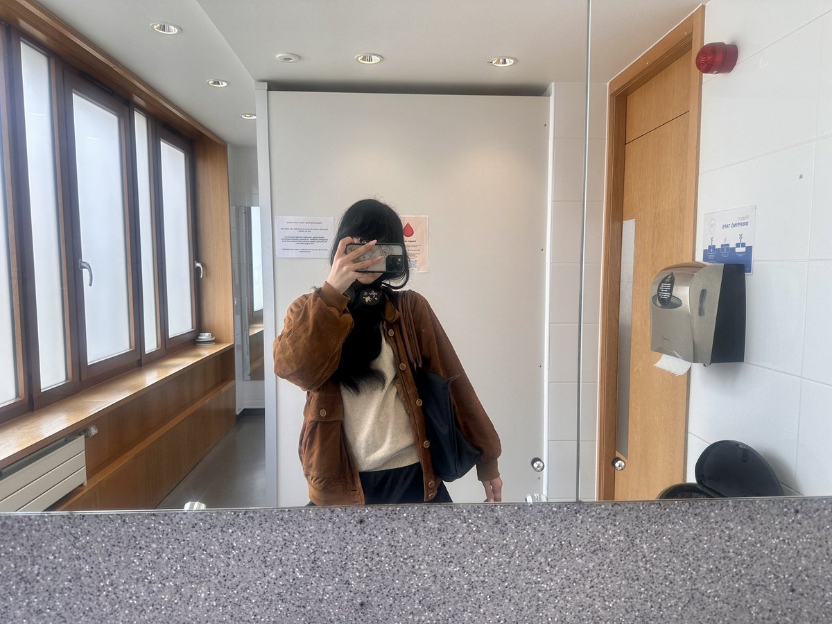 nida 𓃹 tweet media