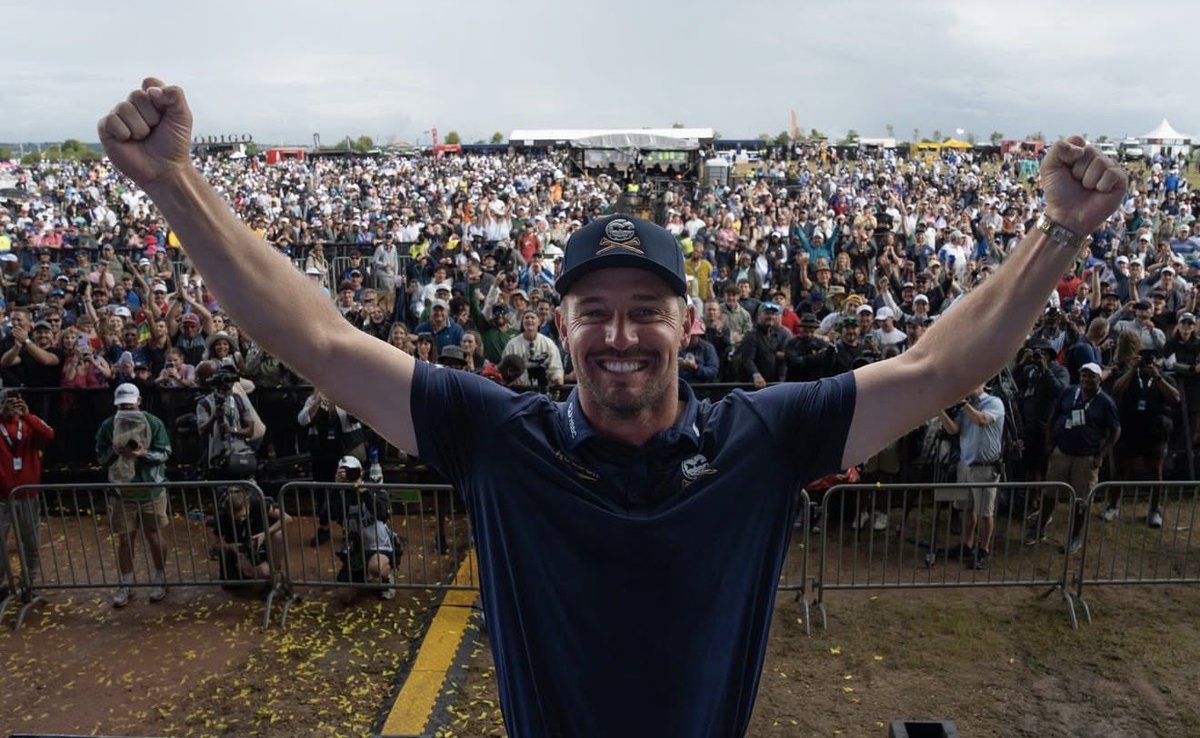 GARY PLAYER tweet media