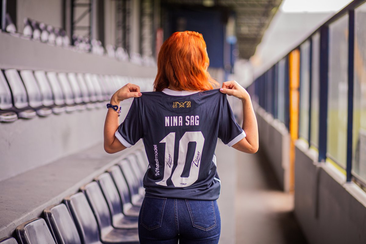 Fatal Model tweet media