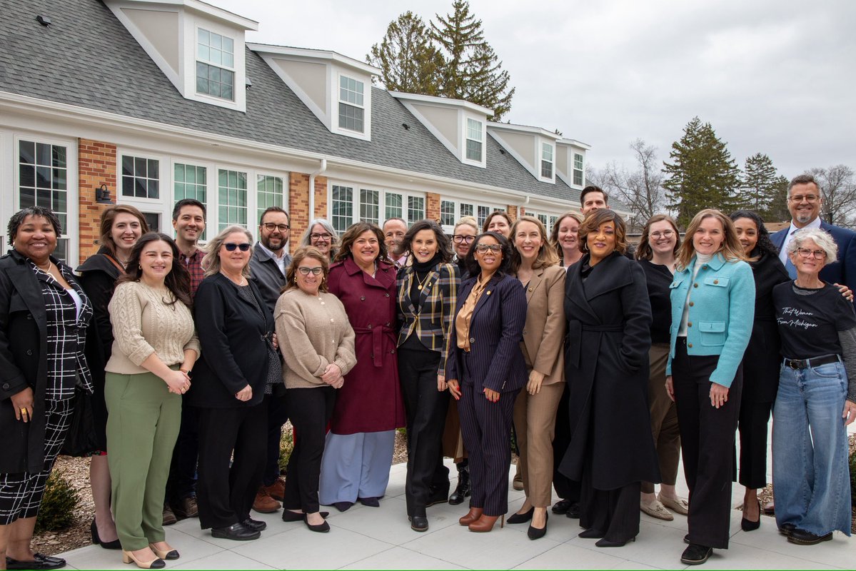 Governor Gretchen Whitmer tweet media