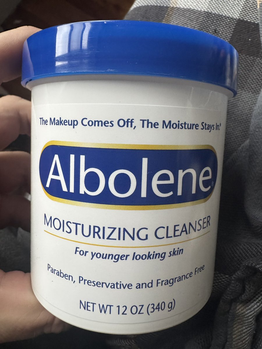 Major Bombs tweet media