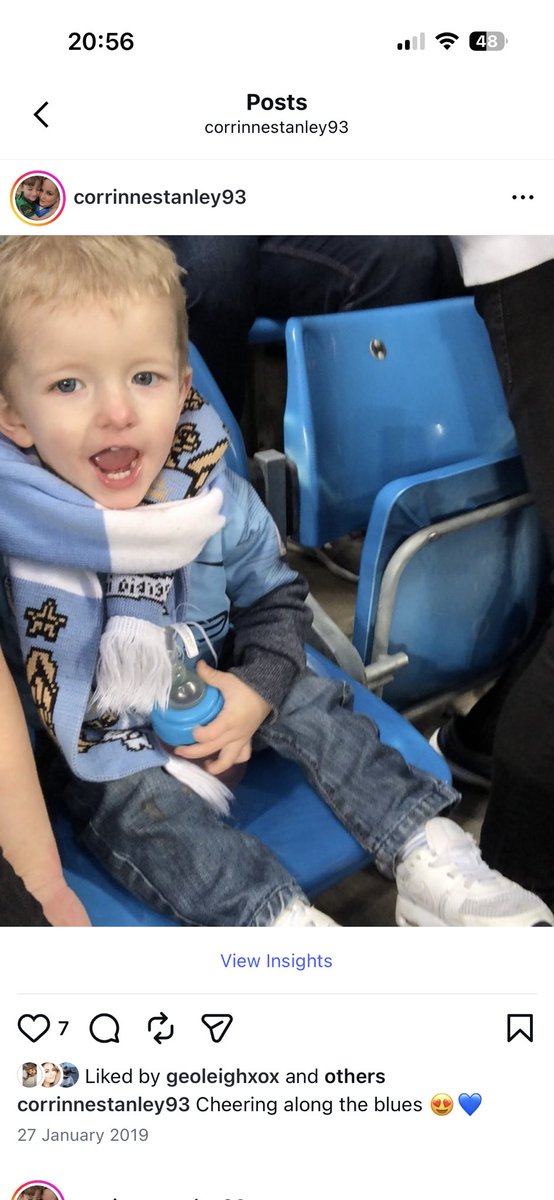 Corrinne 🦦 tweet media