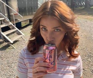 lukefilmz's tweet photo. emily rudd on set of fear street part two: 1978 https://t.co/LIaLLUz7kE