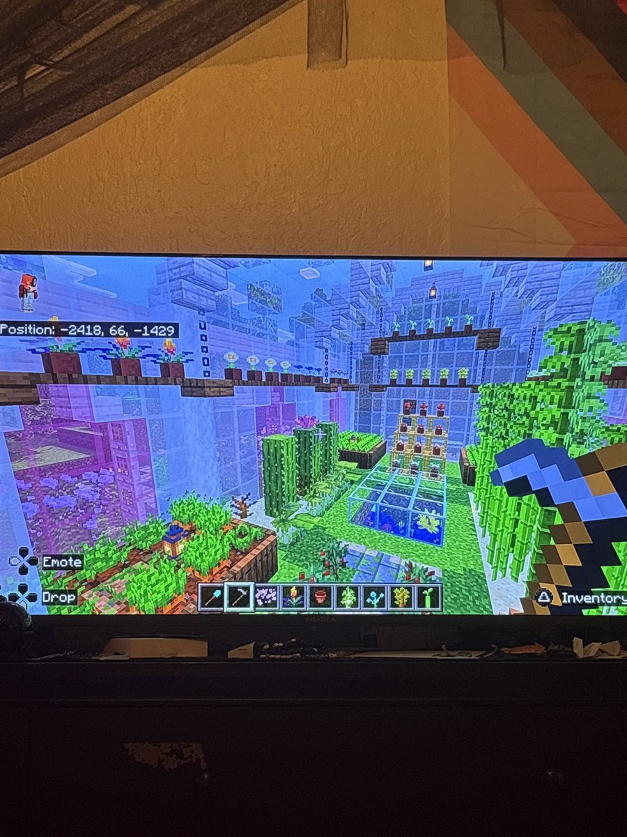 Salem Moon || Vampire Bunny VT tweet media