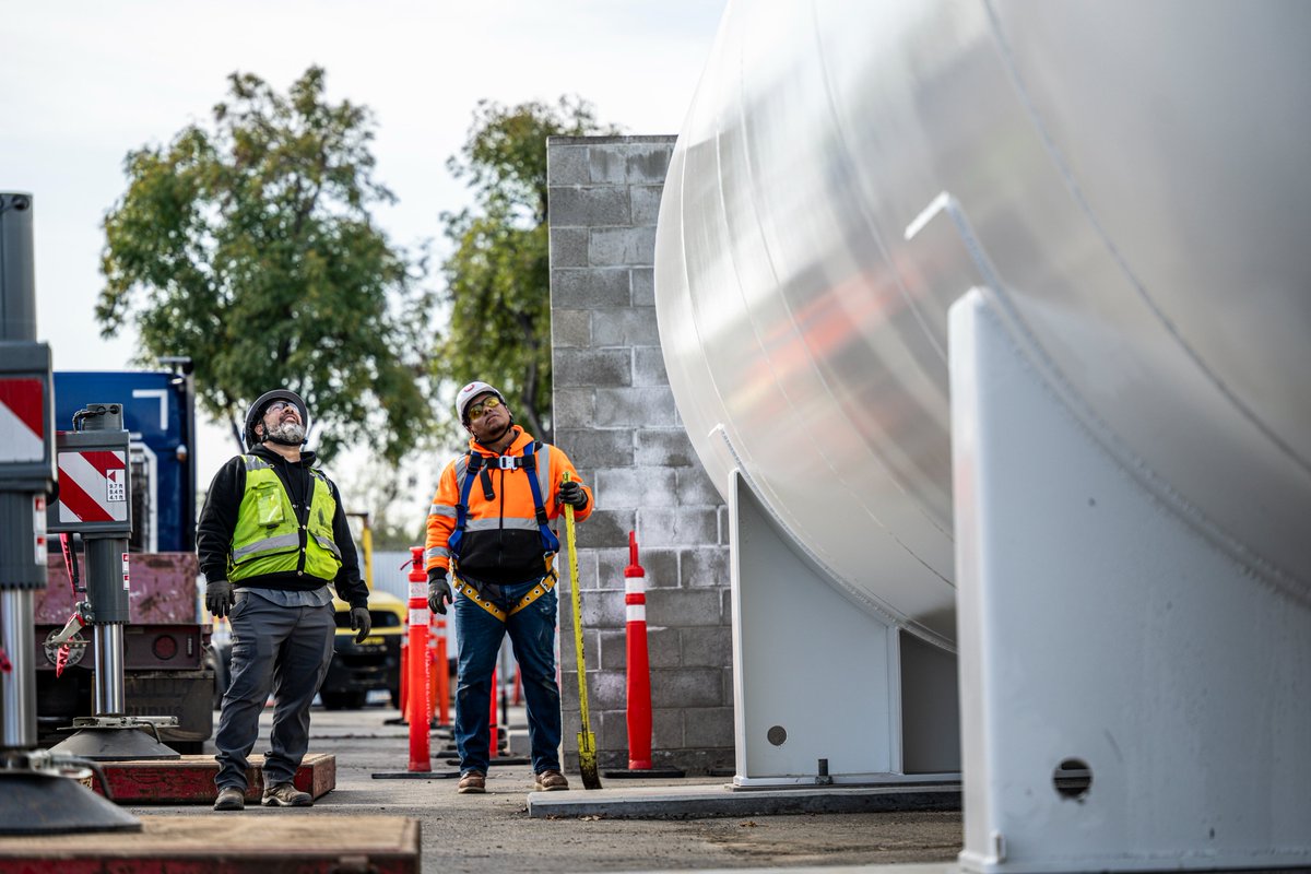 PsiQuantum tweet media