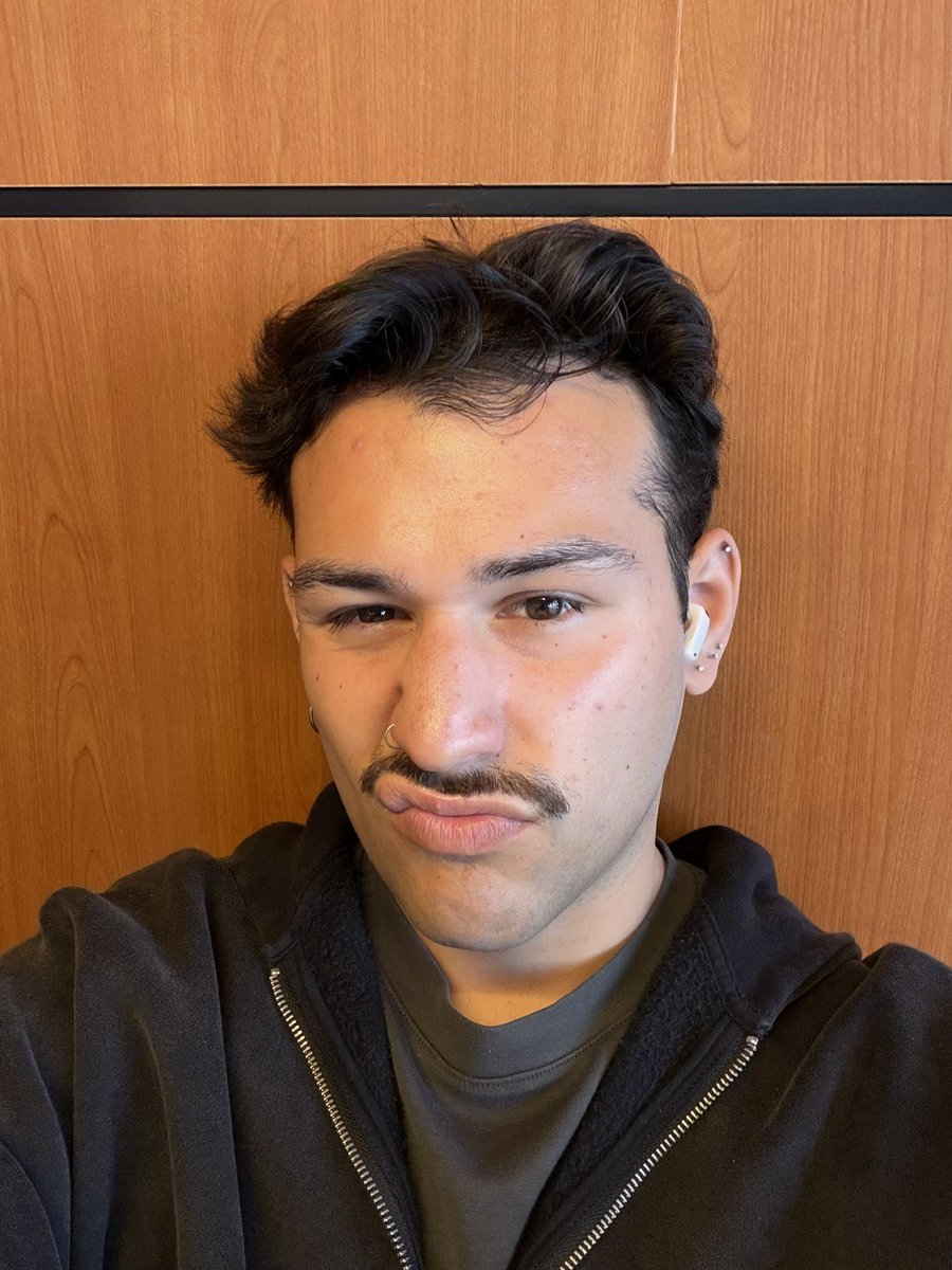 jesse🪼 tweet media