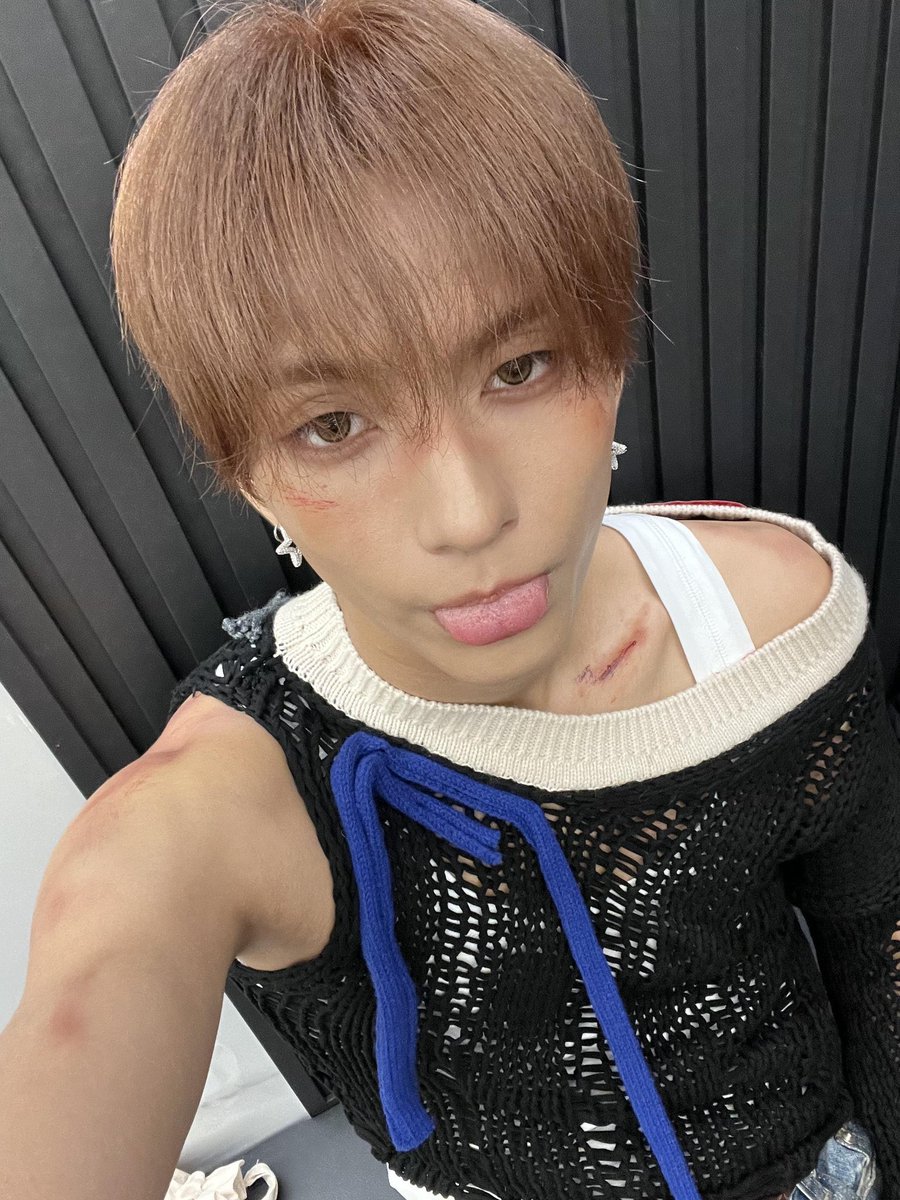 nana ★🎸 tweet media