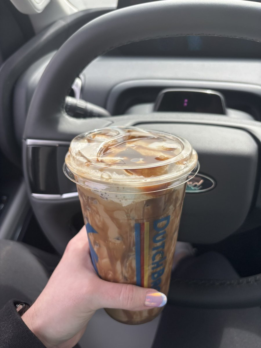 Meg ☘️ tweet media