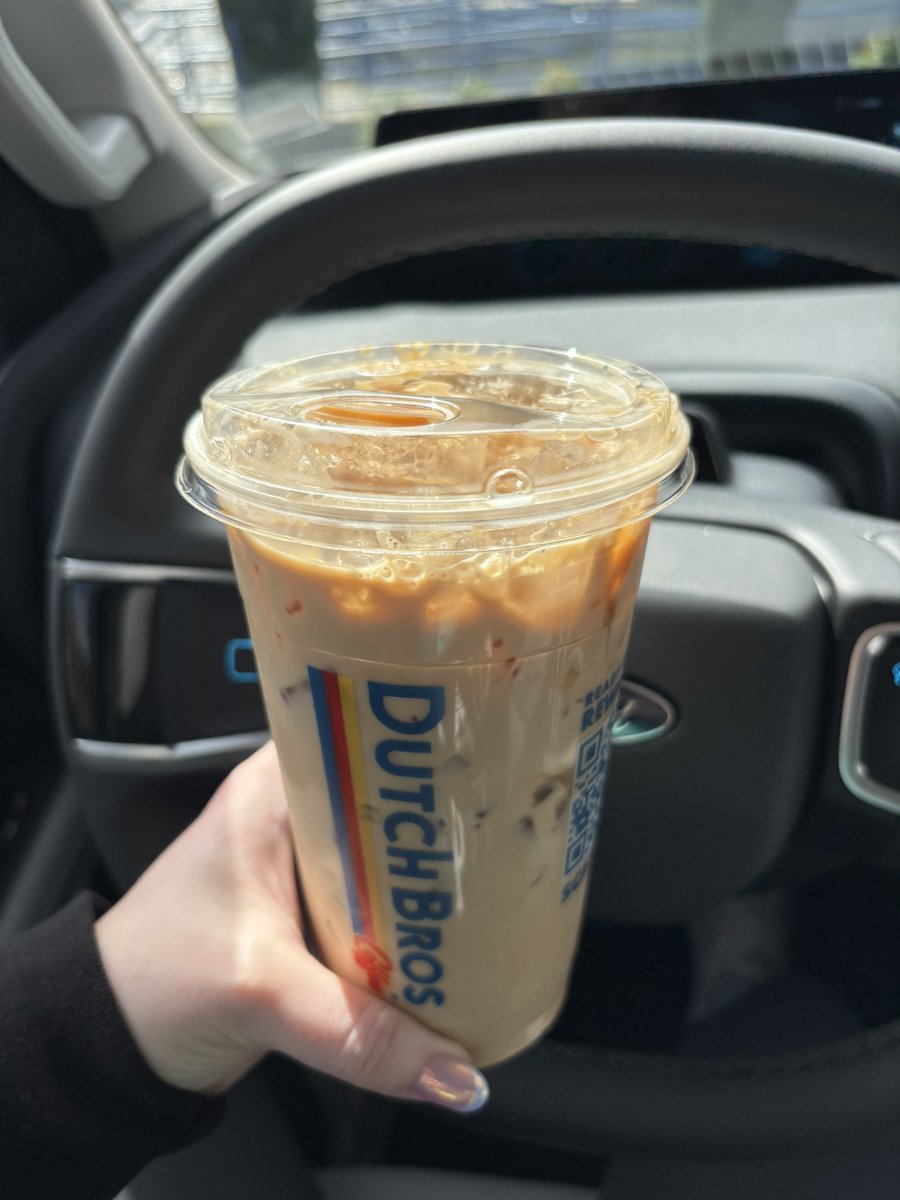 Meg ☘️ tweet media