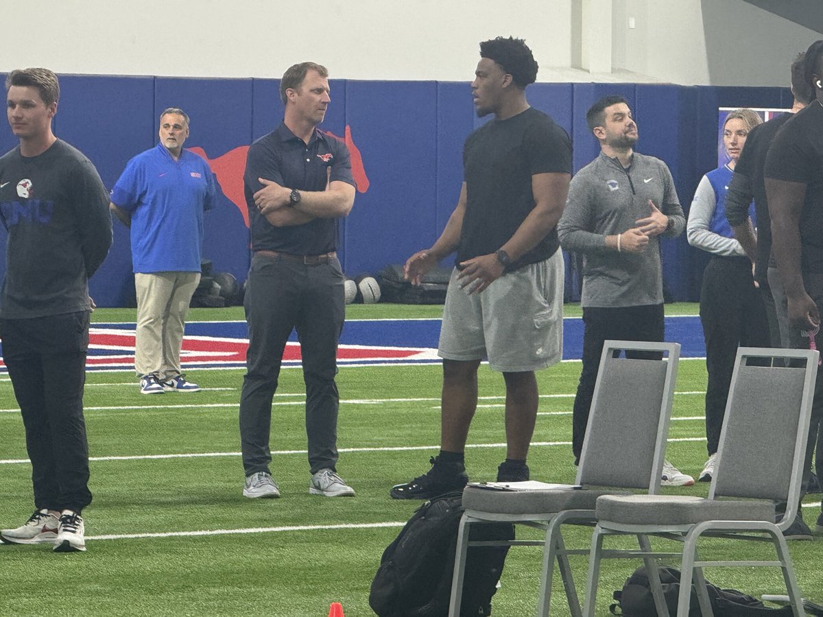 Lia Assimakopoulos tweet media