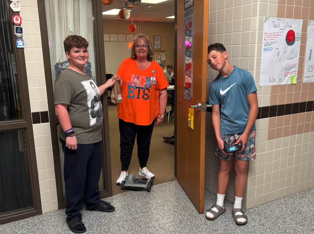 Mineola Middle School tweet media