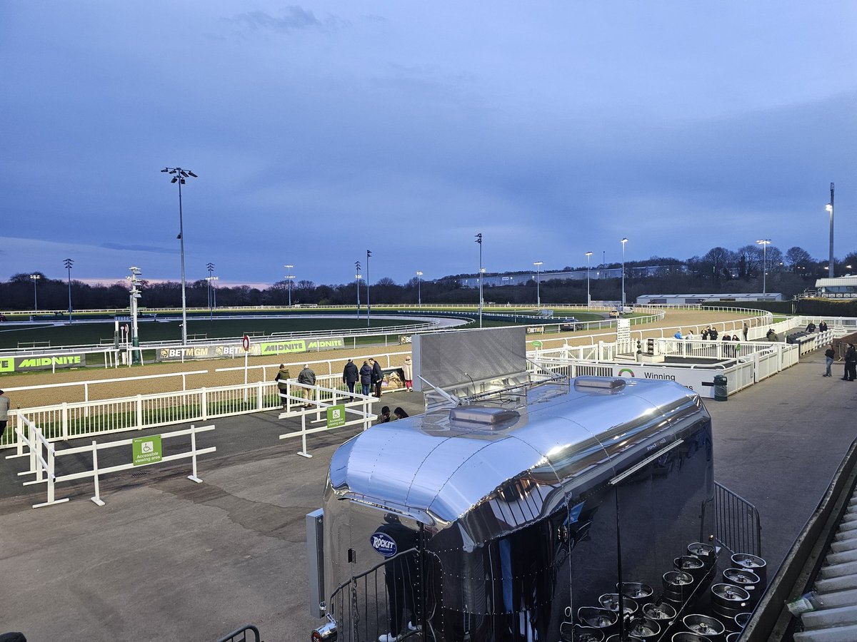 Mike Parcej tweet media