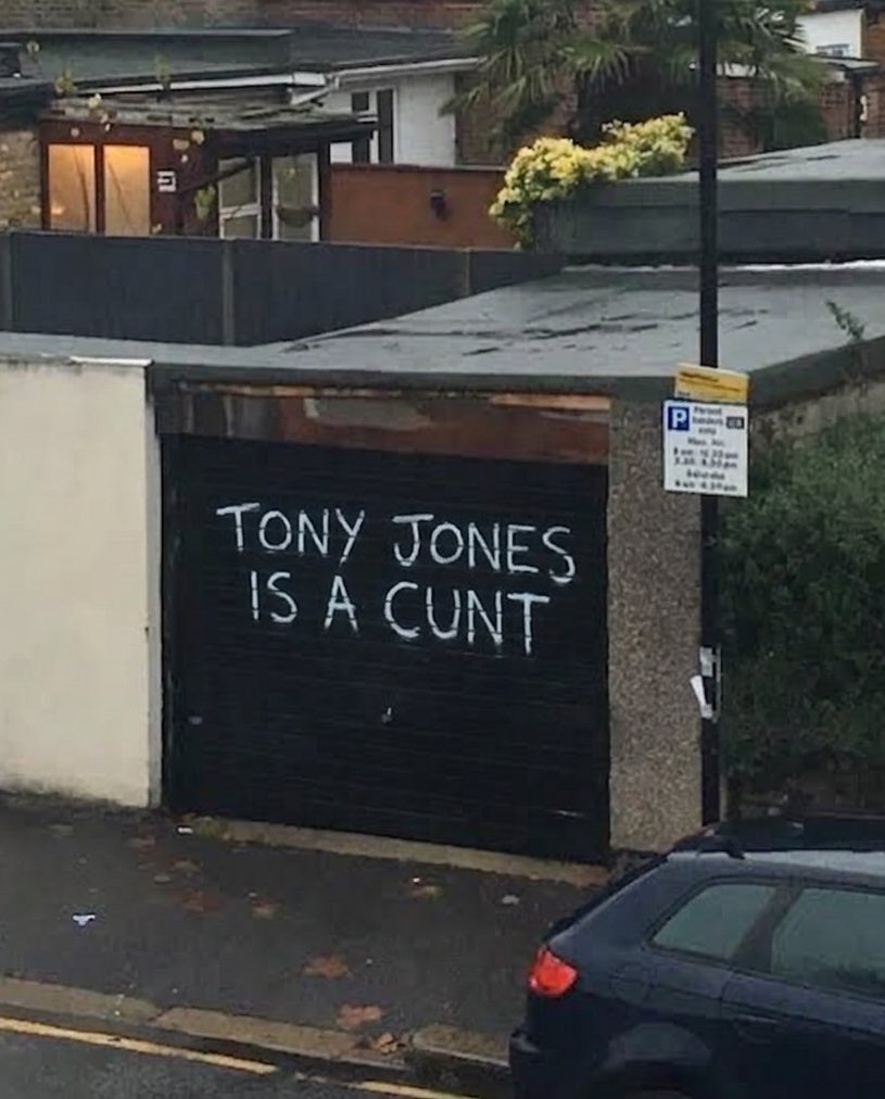 No Context Brits tweet media