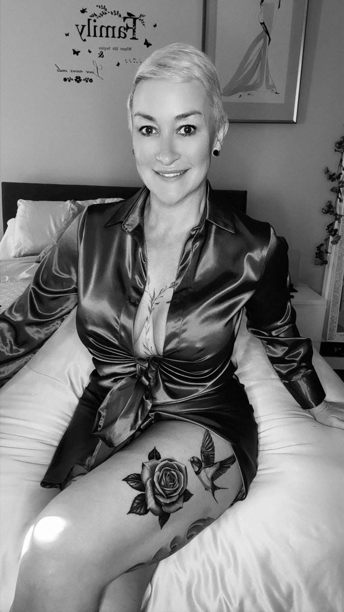 Lisaindevon tweet media