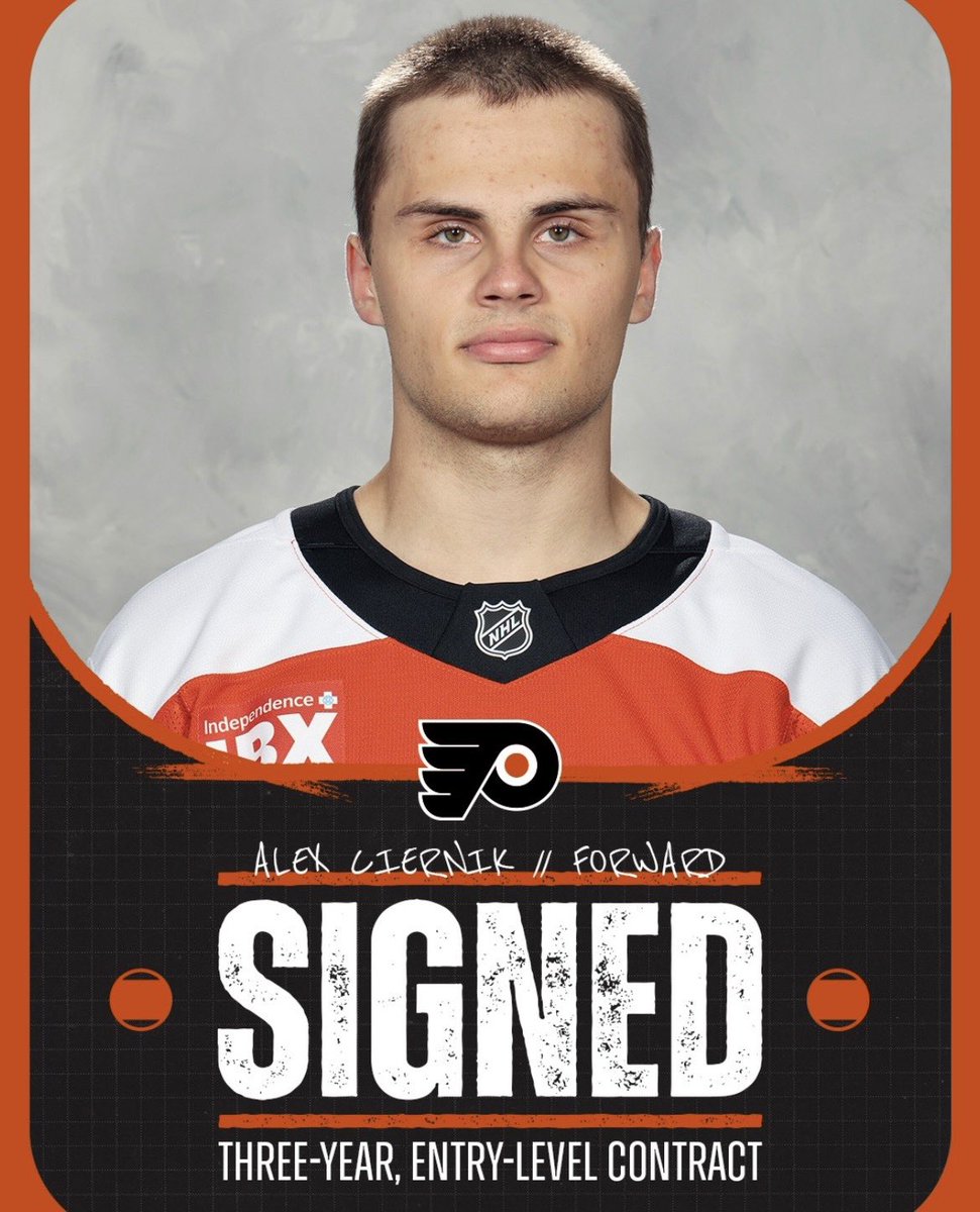 PSE_Hockey's tweet photo. Alex Ciernik signs a 3-year entry-level contract with the Philadelphia Flyers ✍️

Big thanks to @OctagonHockey &amp; @walsha for an outstanding process 🇺🇸

Let’s go Alex!⚡️

#letsmakeprogress https://t.co/eKYoESq5Rr