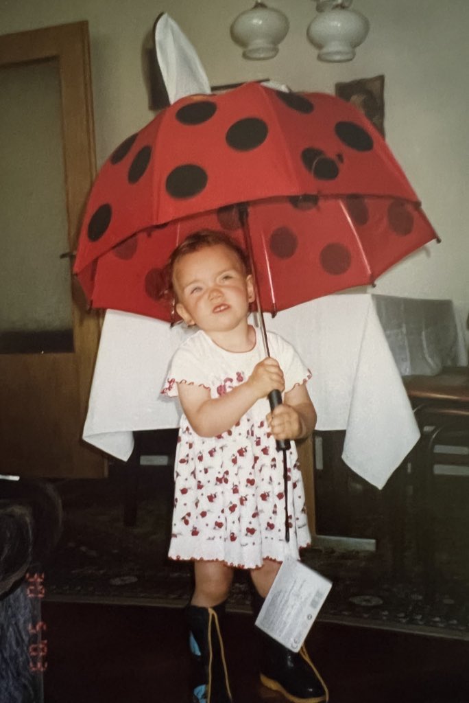 who’s afraid of mae? 🏹 tweet media