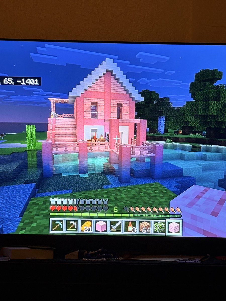 Salem Moon || Vampire Bunny VT tweet media