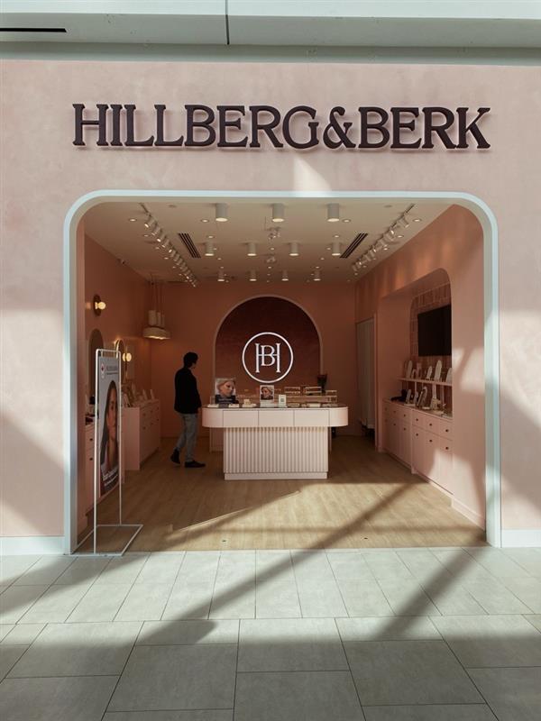 Willowbrook Shopping Centre tweet media