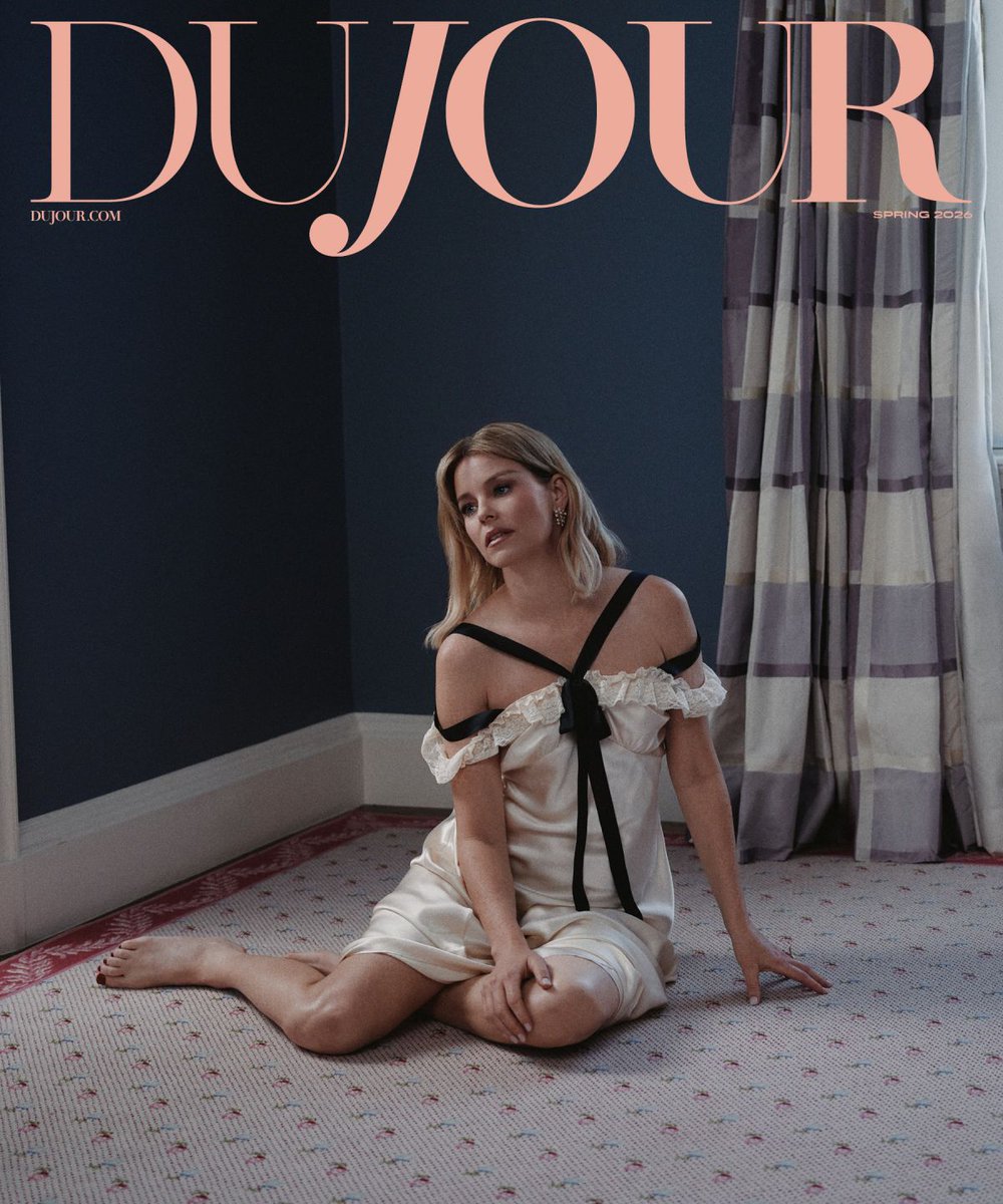 Magazine Covers 🐰 tweet media