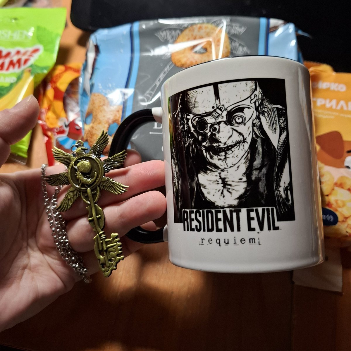 ✨️Пані Лихо 🇺🇦 Леді з МЕрЧЕМ🗡 tweet media