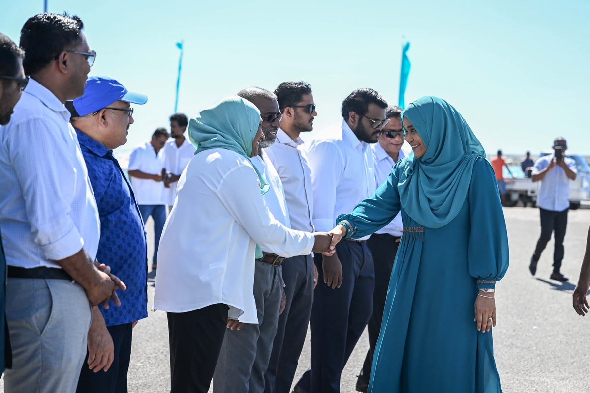 Humandust tweet media