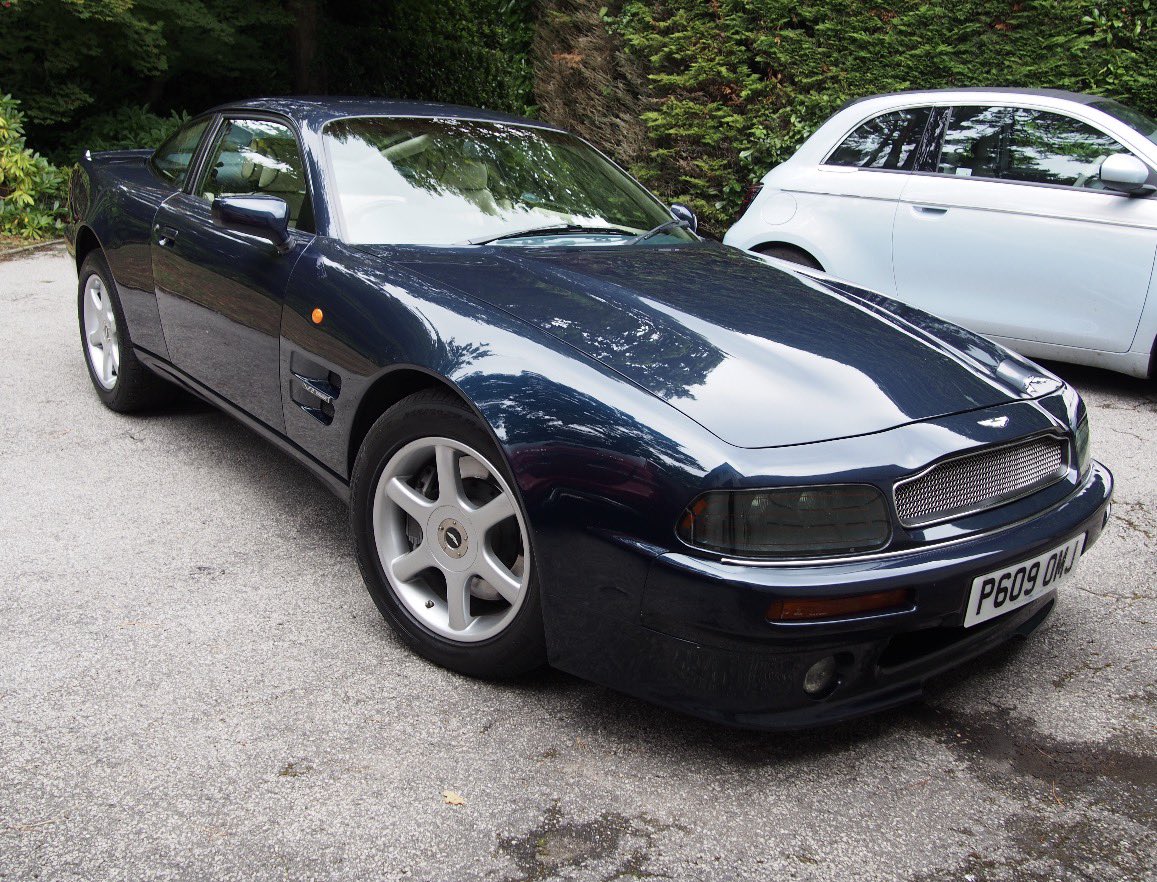 charterhouseV tweet media