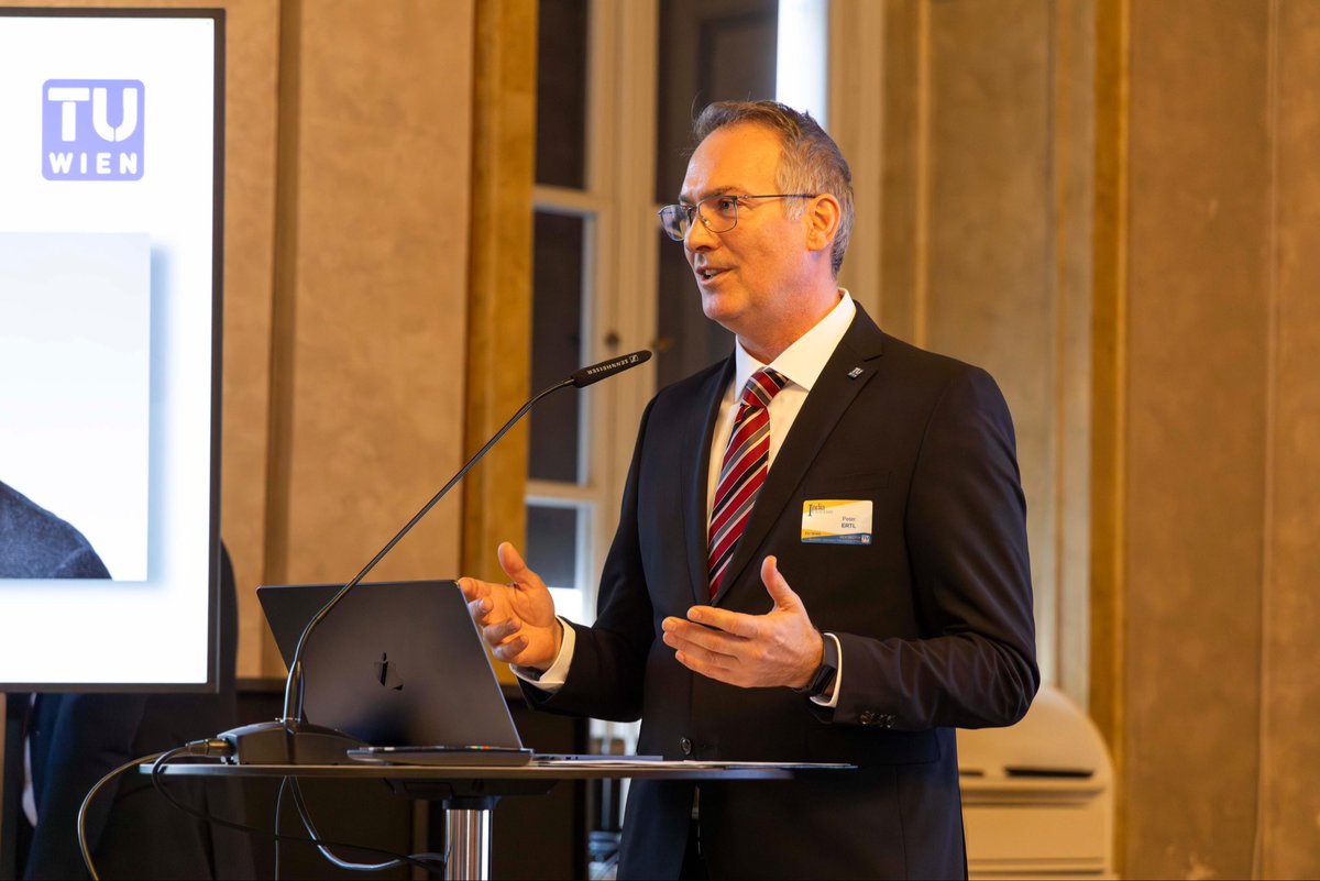 India in Austria tweet media