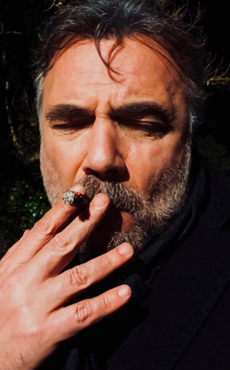 مشاري tweet media