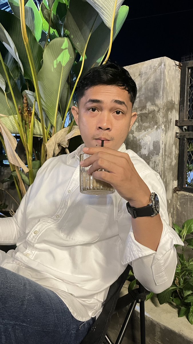 maocee_'s tweet photo. katanya kalo sayang sama manusia itu ga bole terlalu, tp aku sayang bgt bgt bgt sama manusia satu ini ya Allah 🥹
tolong mudahkan jalan kami ya Allah 🤲🏻🙏🏻😇 https://t.co/G8ozUENCEc