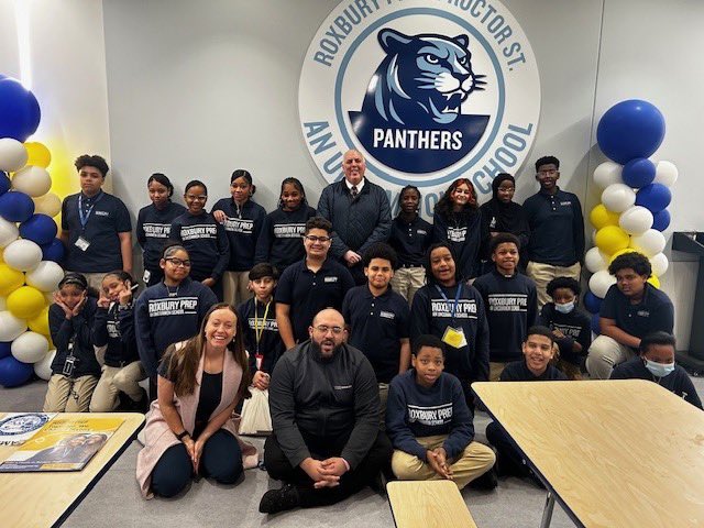 EdforBoston's tweet image. Thank you Roxbury Prep @BostonSchools for inviting me to visit your school this morning. It's critical to empower our students to become informed, active participants in their communities to help shape the future of our democracy. Boston works best when we work together! #bospoli