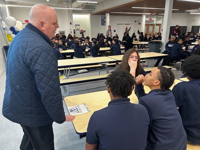 EdforBoston's tweet image. Thank you Roxbury Prep @BostonSchools for inviting me to visit your school this morning. It's critical to empower our students to become informed, active participants in their communities to help shape the future of our democracy. Boston works best when we work together! #bospoli