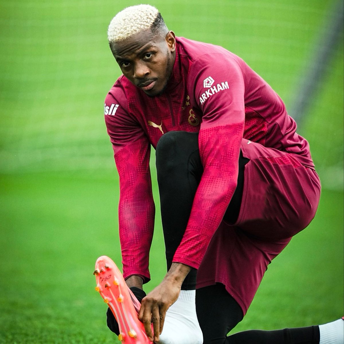 The Touchline | 𝐓 tweet media