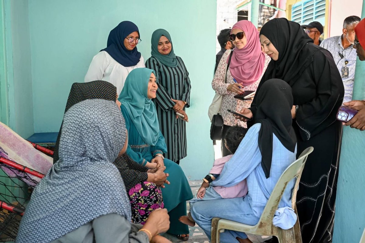 Humandust tweet media