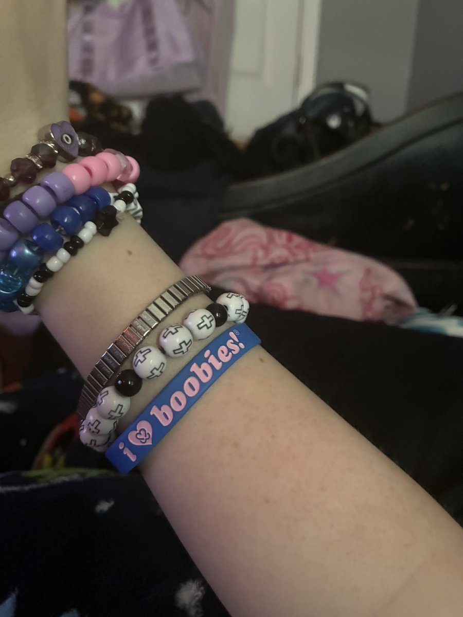 lulu 🌸 🦇 tweet media