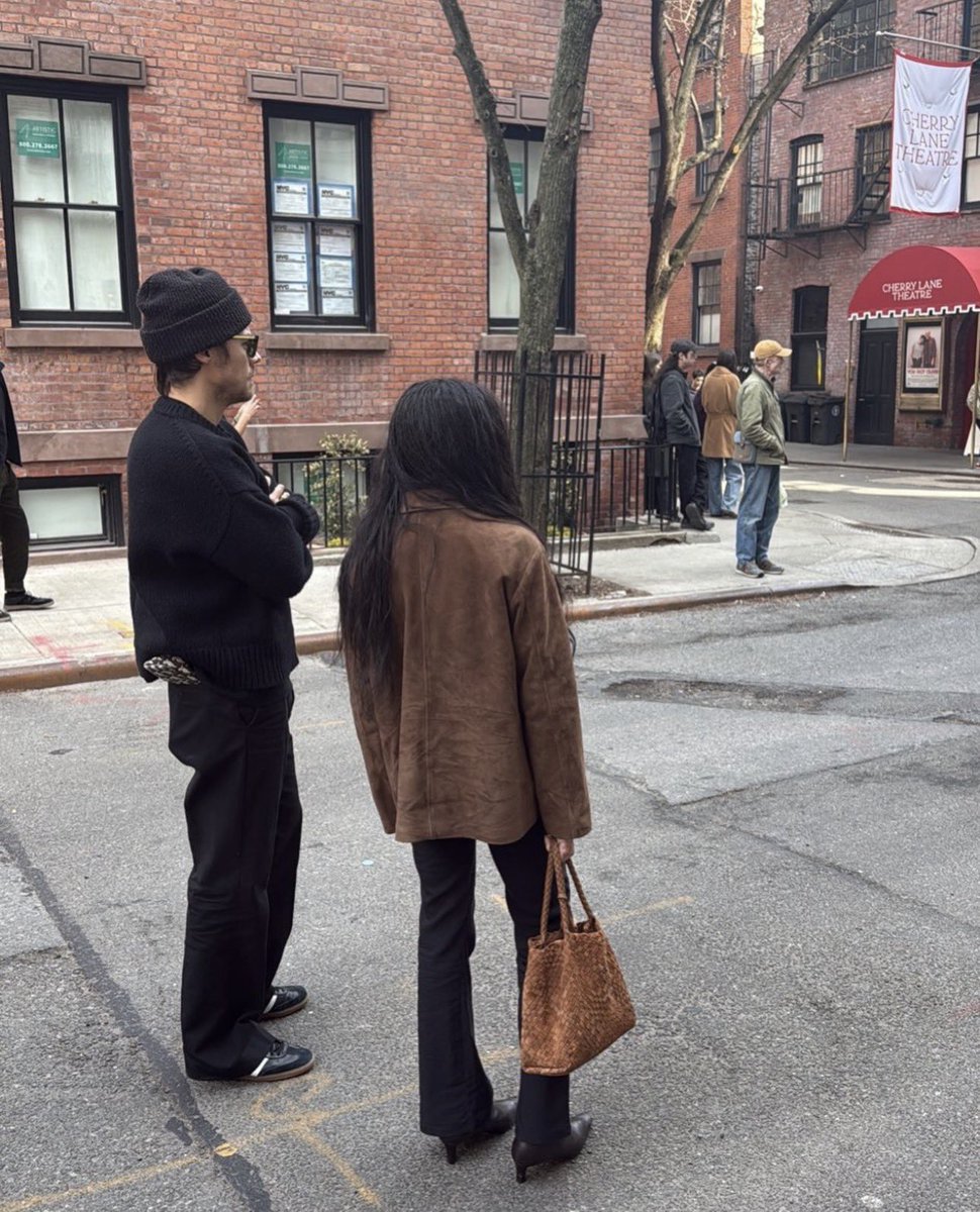 ハリー tweet media