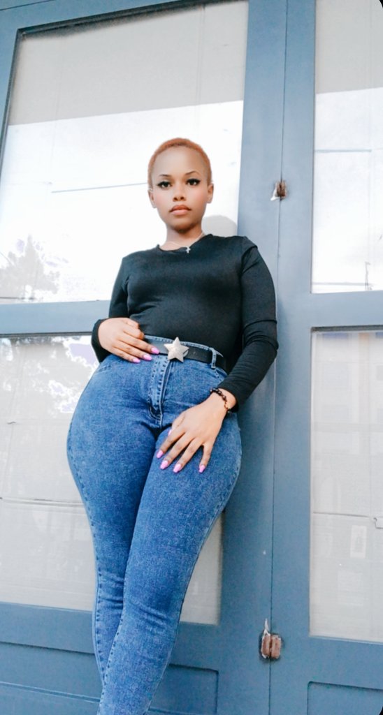 Priya 🇷🇼🇨🇵 tweet media