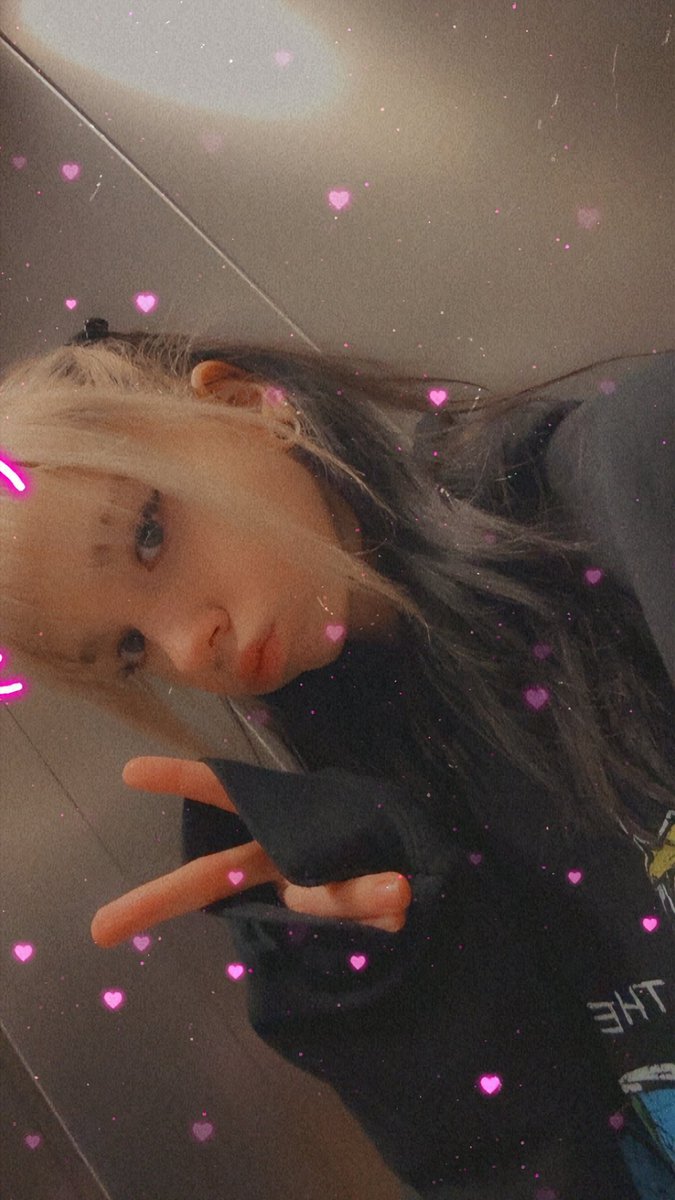 lini🌸 tweet media