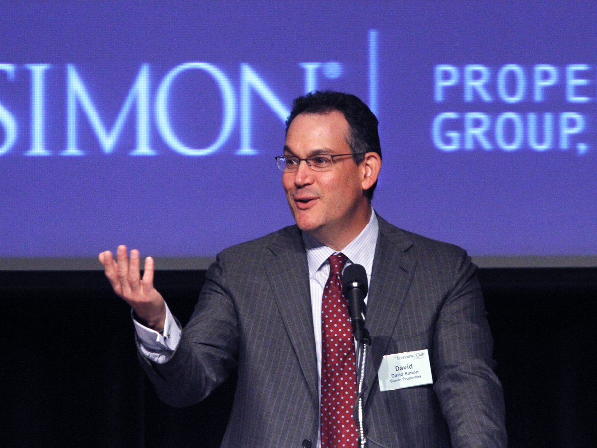 FarroYossi's tweet image. David Simon, the Jewish billionaire who built the largest mall empire in the United States, has passed away at 64 after a battle with cancer.

As CEO of Simon Property Group, he oversaw hundreds of shopping centers nationwide and helped define modern retail in America. Taking