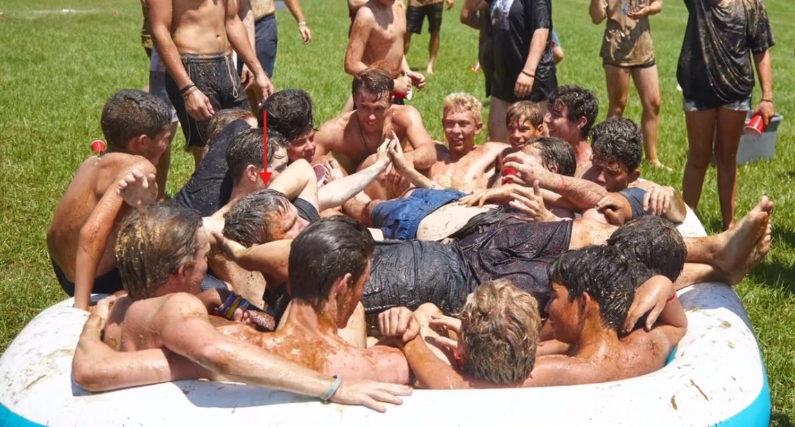 𝙹𝚞𝚕𝚎𝚜 ☕️ 𝙳𝚒𝚗𝚎𝚛©️ tweet media