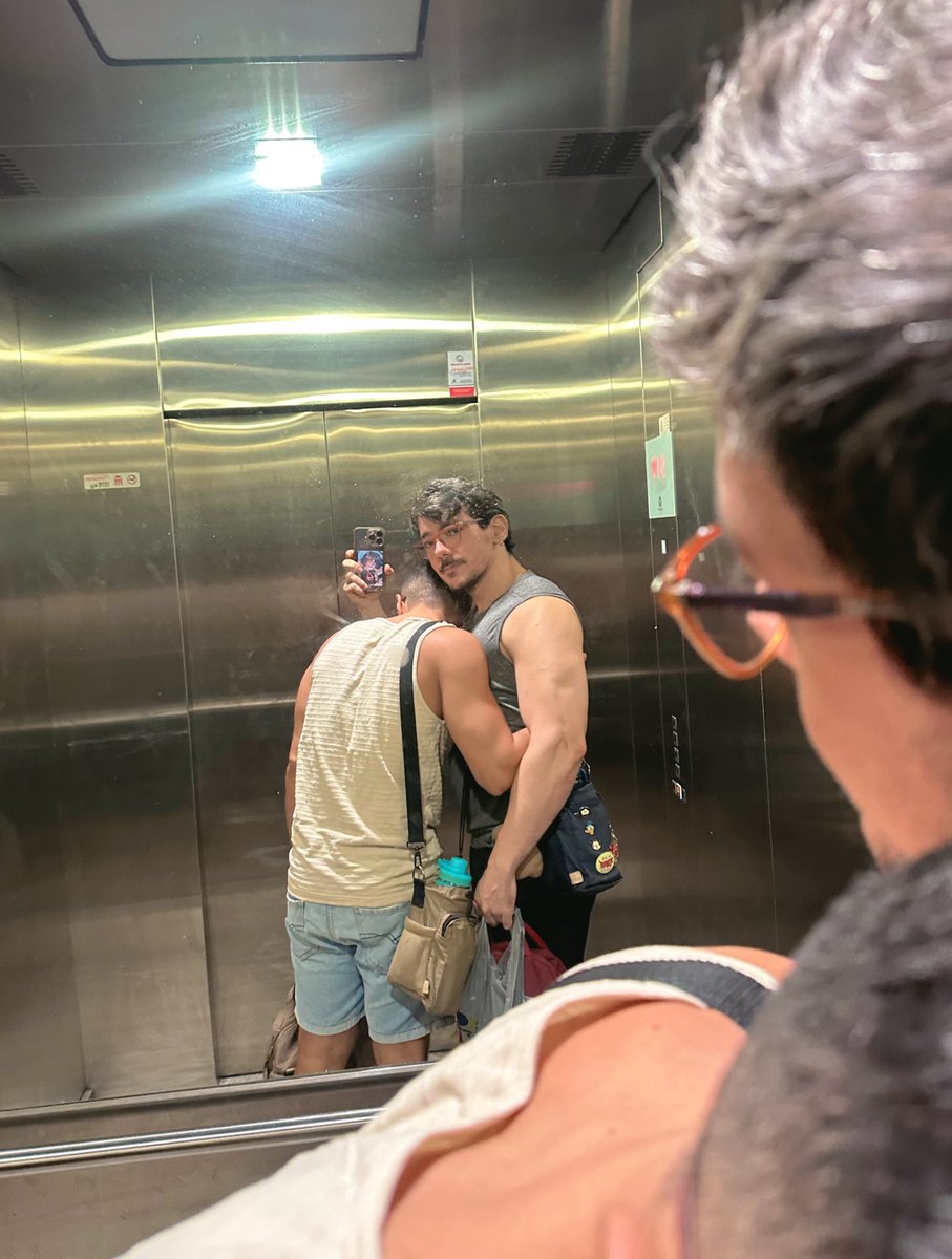 Wallflower 💫 tweet media