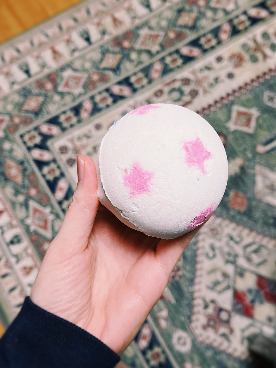 チターチ tweet media