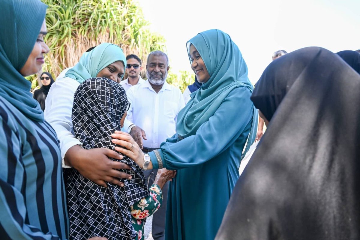 Humandust tweet media